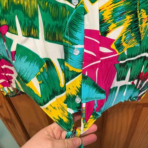 NWT Xhilaration Multicolor Tropical Button Down Shirt - Picture 4 of 4